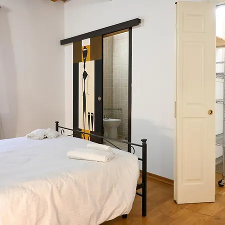 - Rustic Style Flat * Пиза
